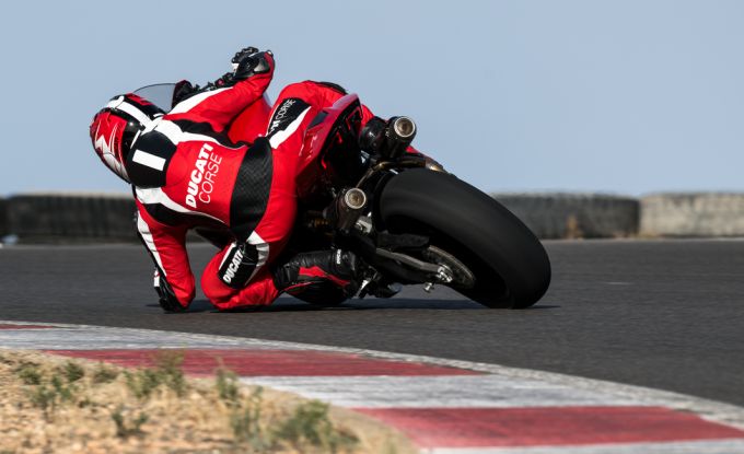 Panigale V2