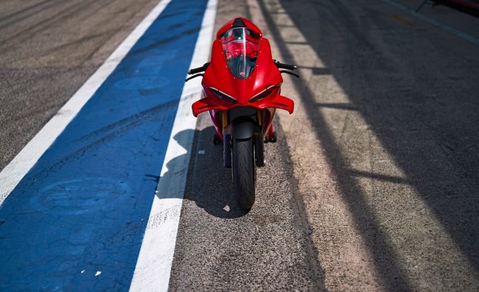 Panigale V4