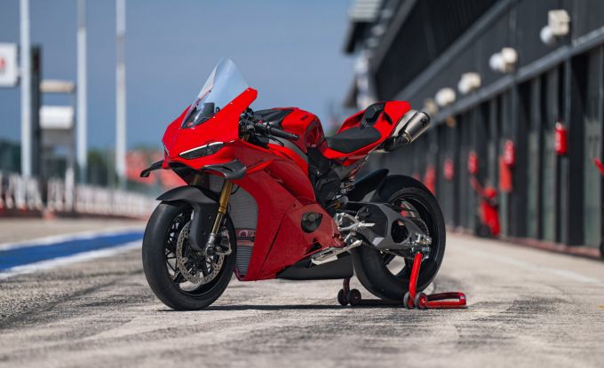 Panigale V4