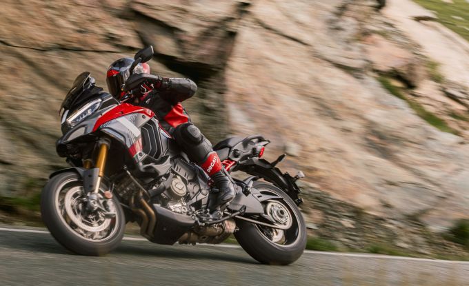 Multistrada V4 PIKES PEAK