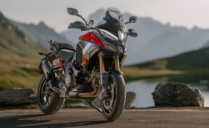 Multistrada V4 PIKES PEAK